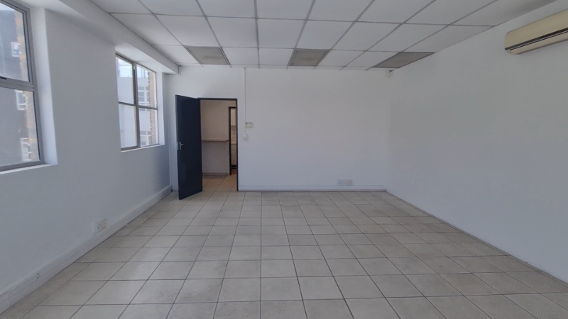 To Let commercial Property for Rent in Salt River Western Cape